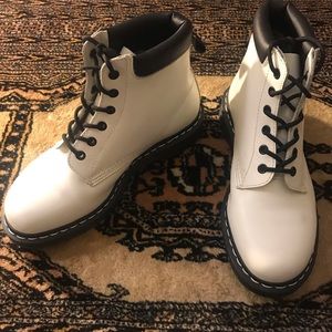 Dr Martens / Doc Marten boots